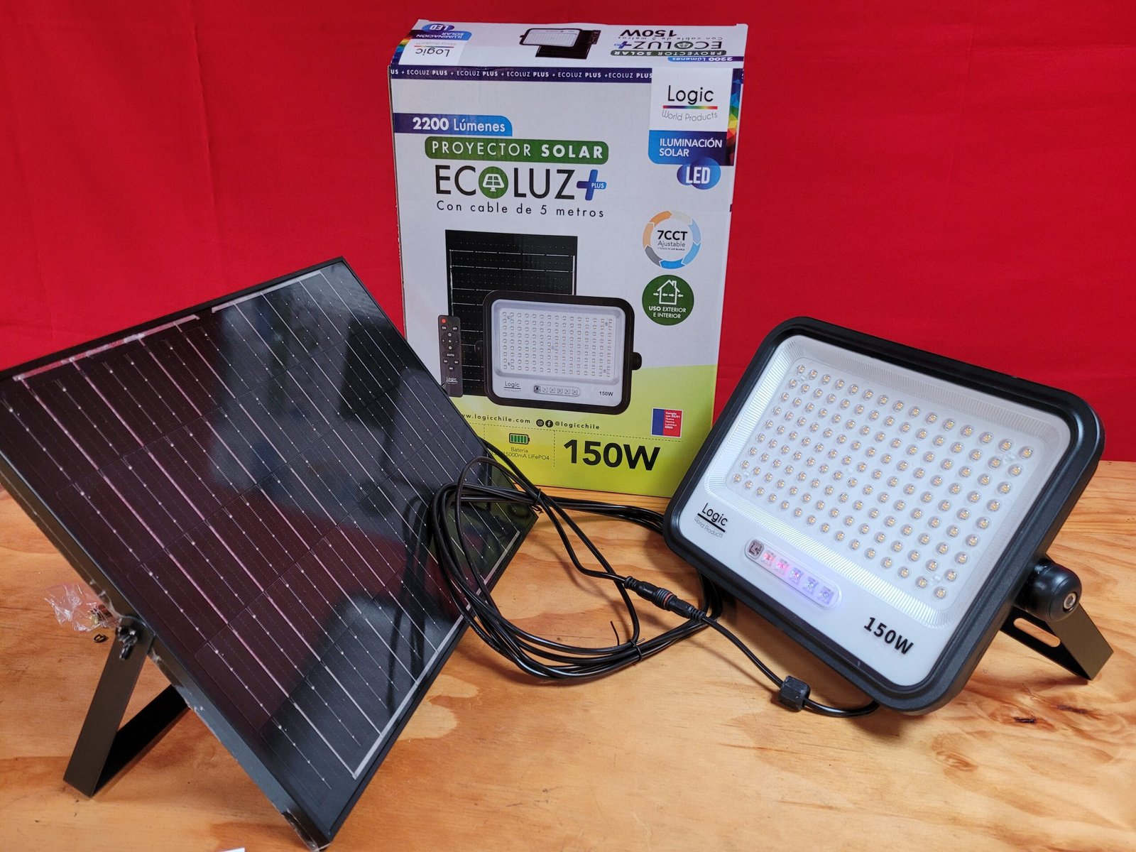 Foco Proyector Solar ECOLUZ PLUS 150W